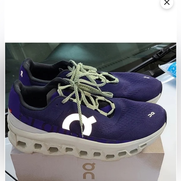 On Running Purple Monster - Picture 3 of 6